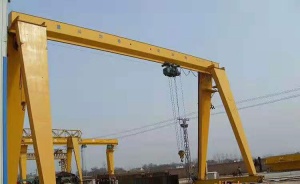 龍門起重機(jī)