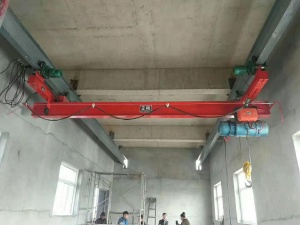 懸掛單梁起重機